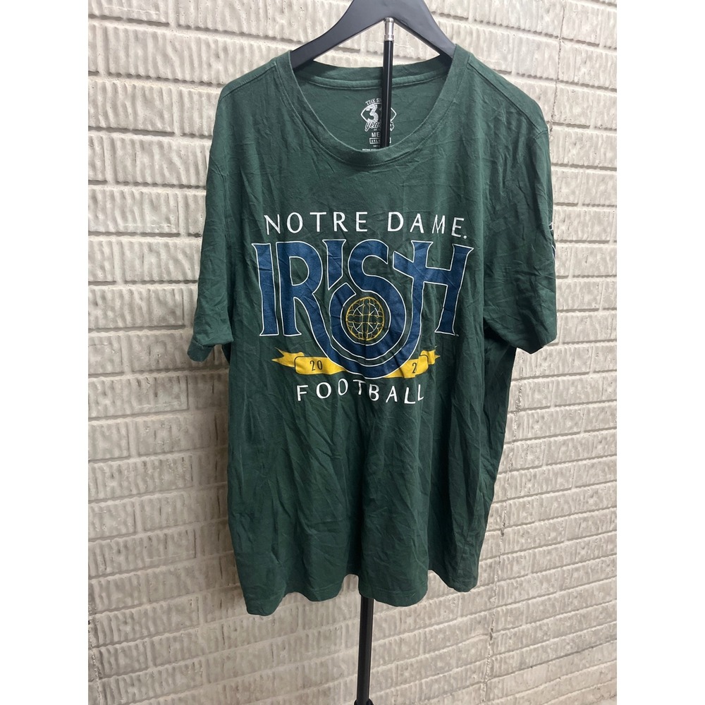 Notre Dame Football The Shirt 2021 31 Years Mens 2XL Forest Green Graphic T-Shir